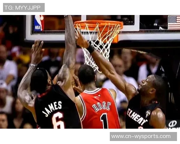 2005年NBA季后赛火箭与小牛的激烈对决回顾与精彩瞬间分析